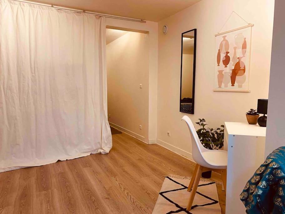 Appartement Cosy Au Calme A 20 Min De Paris Вильжюиф Экстерьер фото